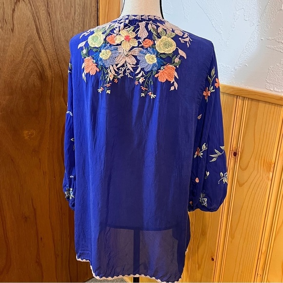Johnny Was Blue Taifa 3/4 Sleeve Embroidered Top Sz-L - Picture 8 of 13